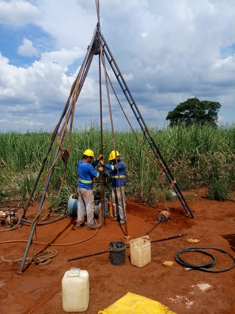 Sondagem a Trado | Geotecnia especializada em fundações - GR Sondagens